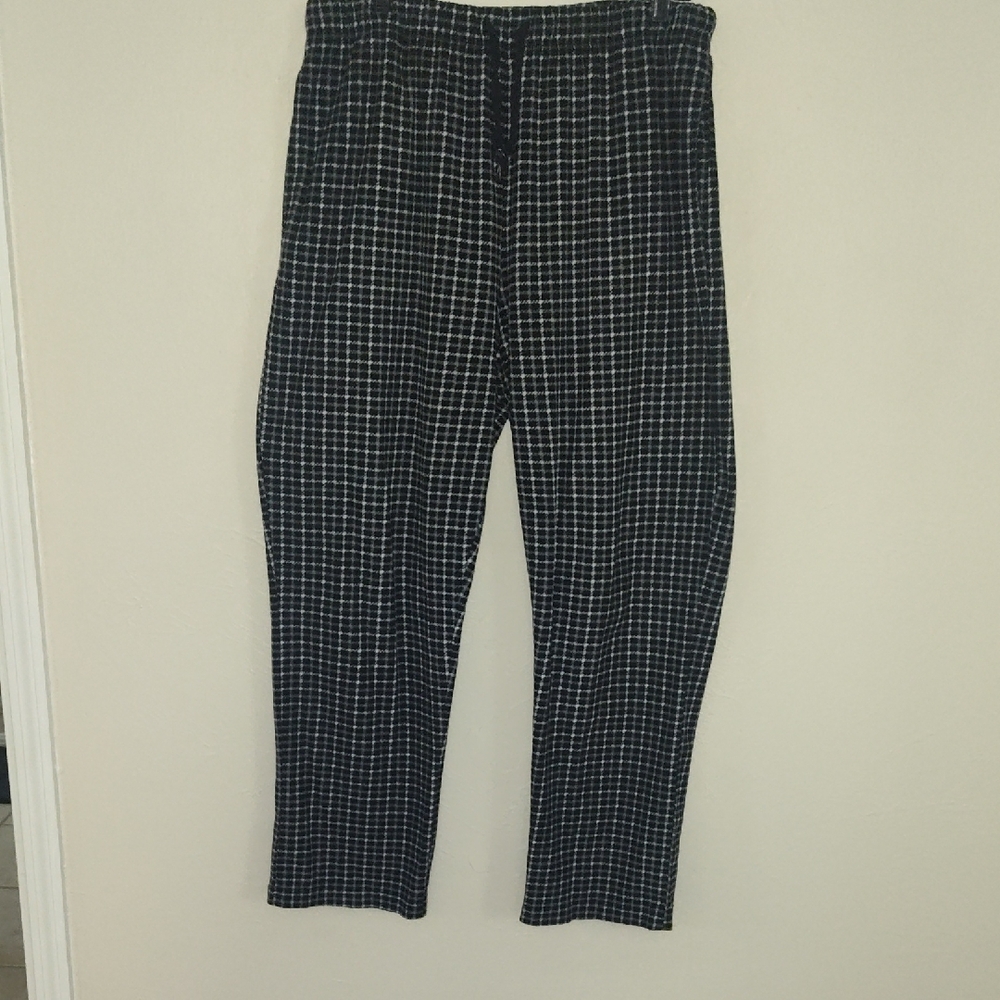 Nautica Men's Navy and White Checkered Joggers